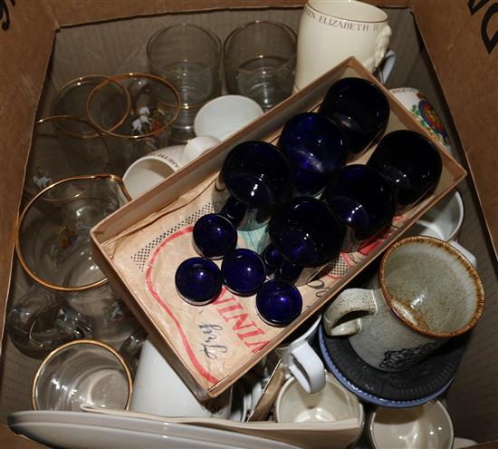 Collection 25 pieces of glass and ceramic Coronation ware and memorabilia